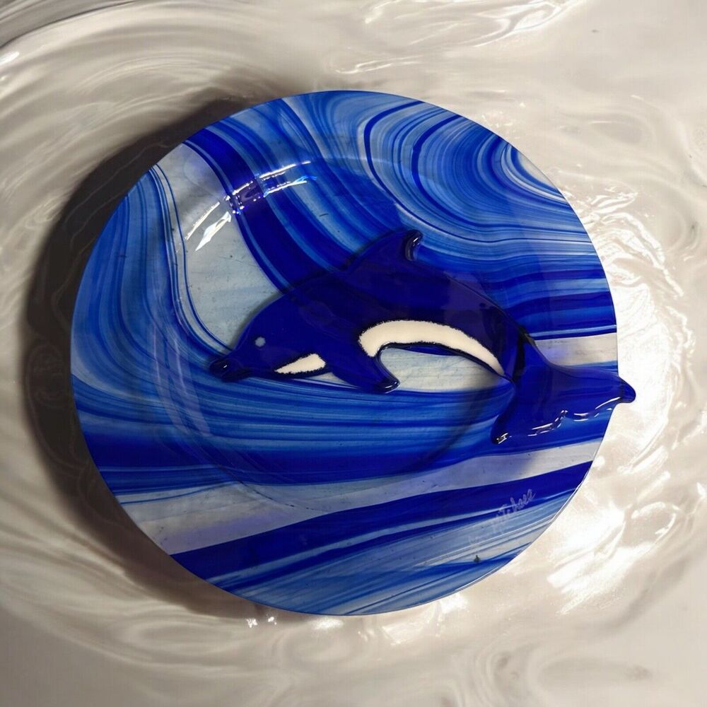 ARTIST SIGNED Jan Mitchell Fused Art Glass DOLPHIN PORPOISE Plate Cobalt Blue 7"